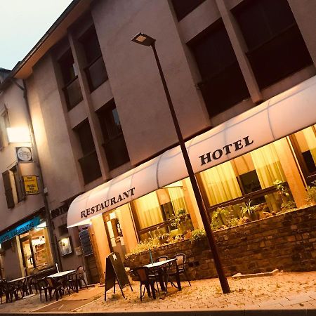 Hotel Restaurant L'Agapanthe Pont-de-Salars المظهر الخارجي الصورة