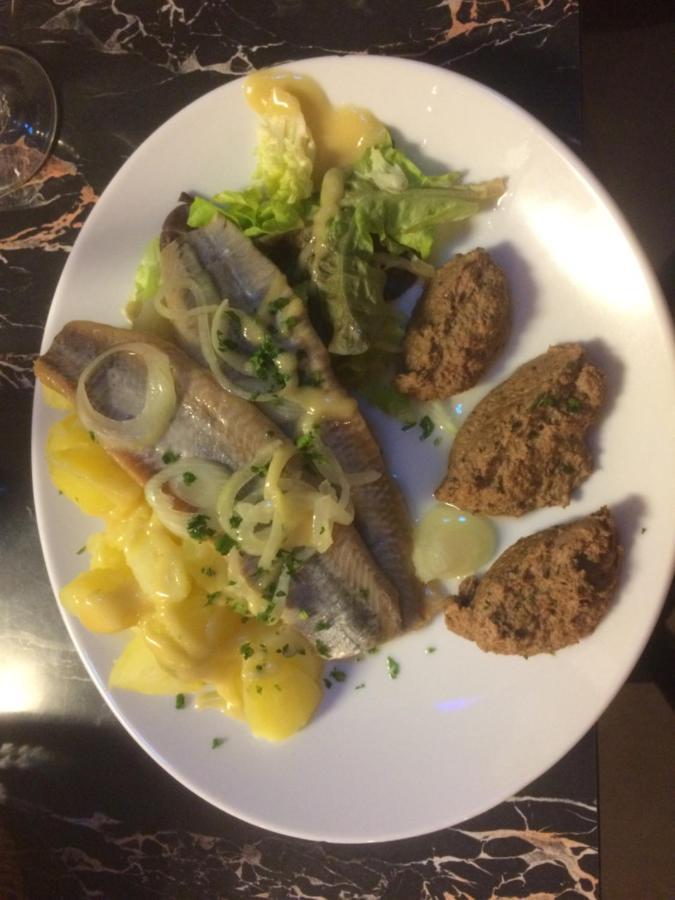 Hotel Restaurant L'Agapanthe Pont-de-Salars المظهر الخارجي الصورة