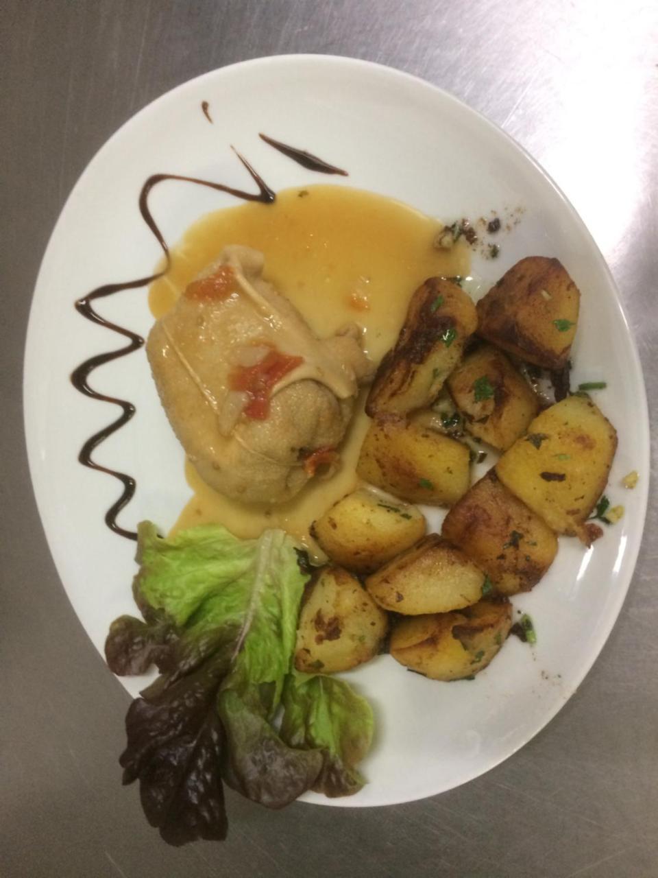 Hotel Restaurant L'Agapanthe Pont-de-Salars المظهر الخارجي الصورة