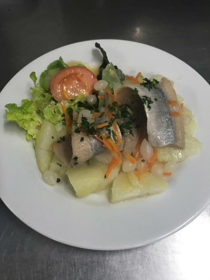 Hotel Restaurant L'Agapanthe Pont-de-Salars المظهر الخارجي الصورة